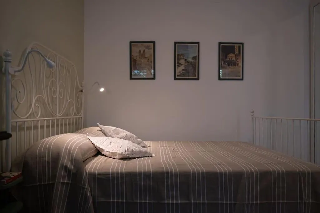 Casa Bouganville - St. Peter Romantic Apartment